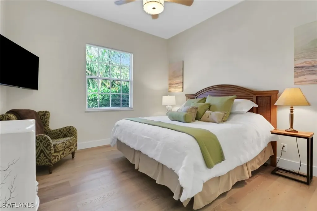 2127 Harlans Run Naples FL 34105