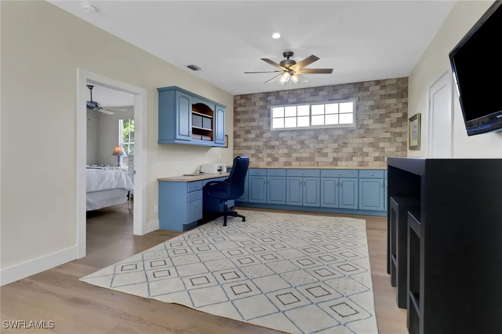 2127 Harlans Run Naples FL 34105