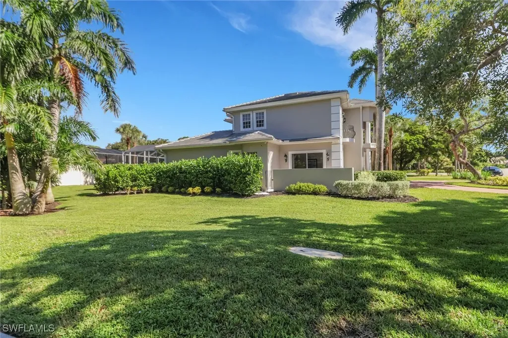 2127 Harlans Run Naples FL 34105
