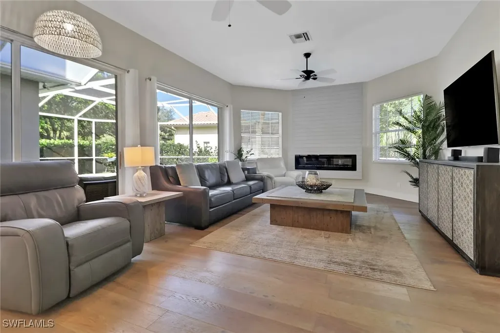 2127 Harlans Run Naples FL 34105
