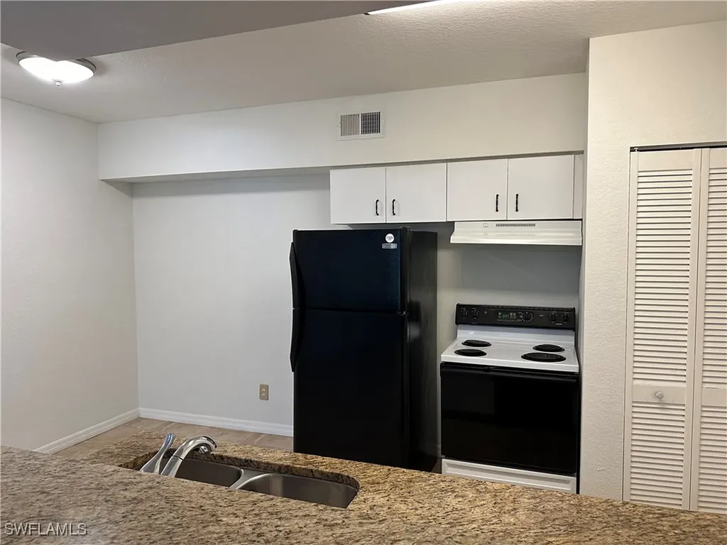 27103 Matheson Avenue Bonita Springs FL 34135