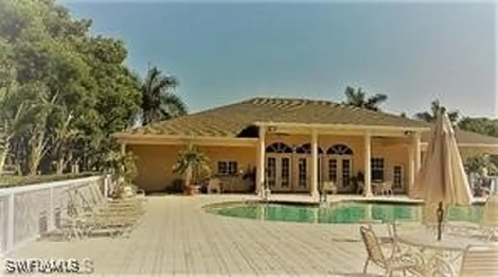27103 Matheson Avenue Bonita Springs FL 34135
