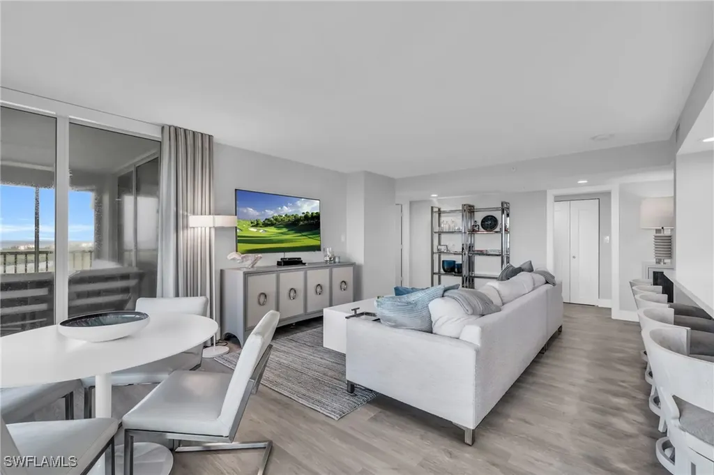 6573 Marissa Loop Naples FL 34108