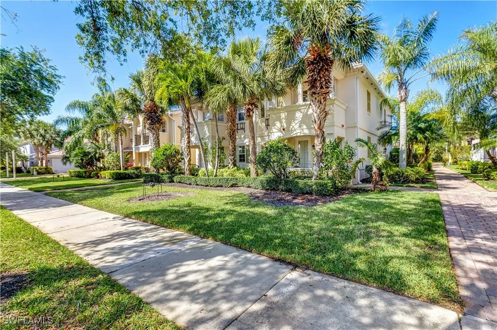 Bonita Springs FL, 28260 Villagewalk Circle