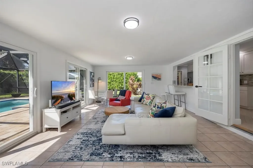 1236 13th Avenue N Naples FL 34102