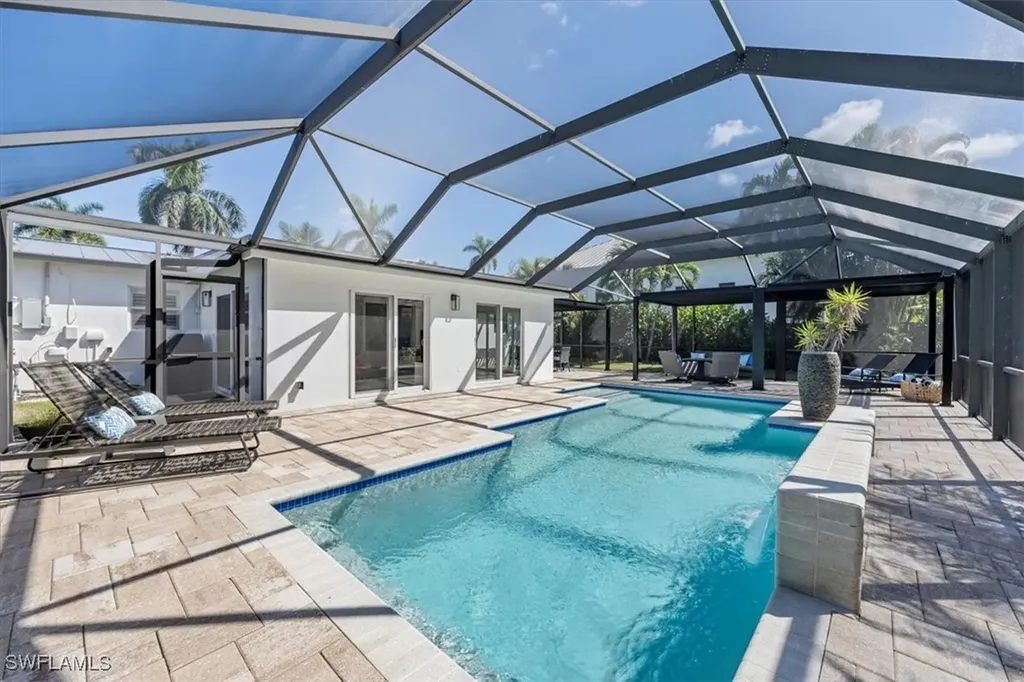 1236 13th Avenue N Naples FL 34102