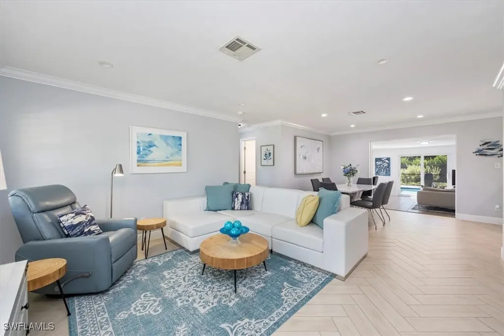 1236 13th Avenue N Naples FL 34102