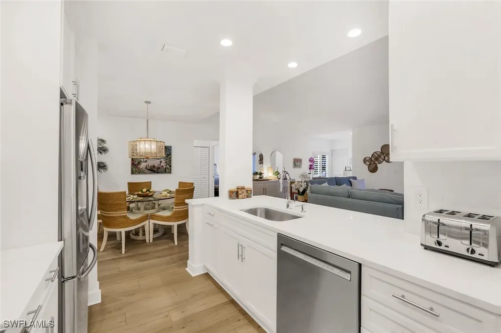 790 Willowbrook Drive Naples FL 34108