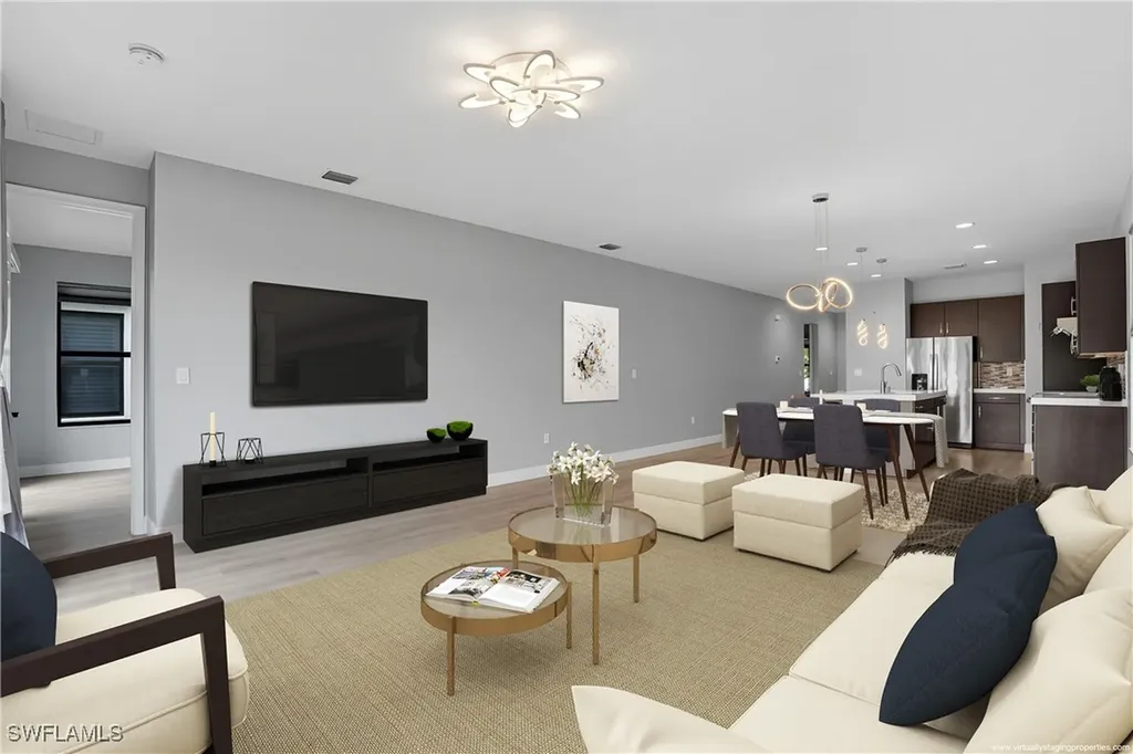 8992 Madrid Circle Naples FL 34104