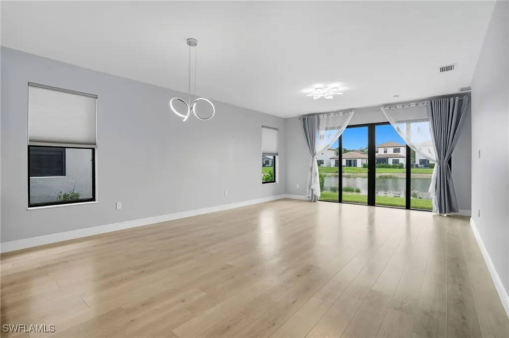 8992 Madrid Circle Naples FL 34104