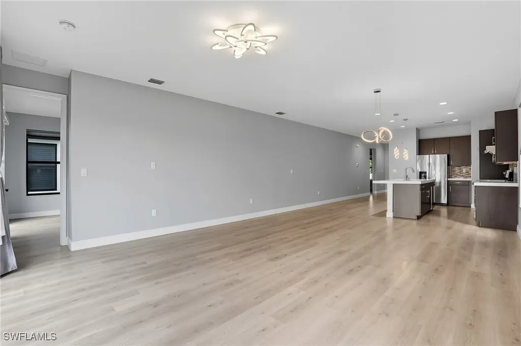 8992 Madrid Circle Naples FL 34104