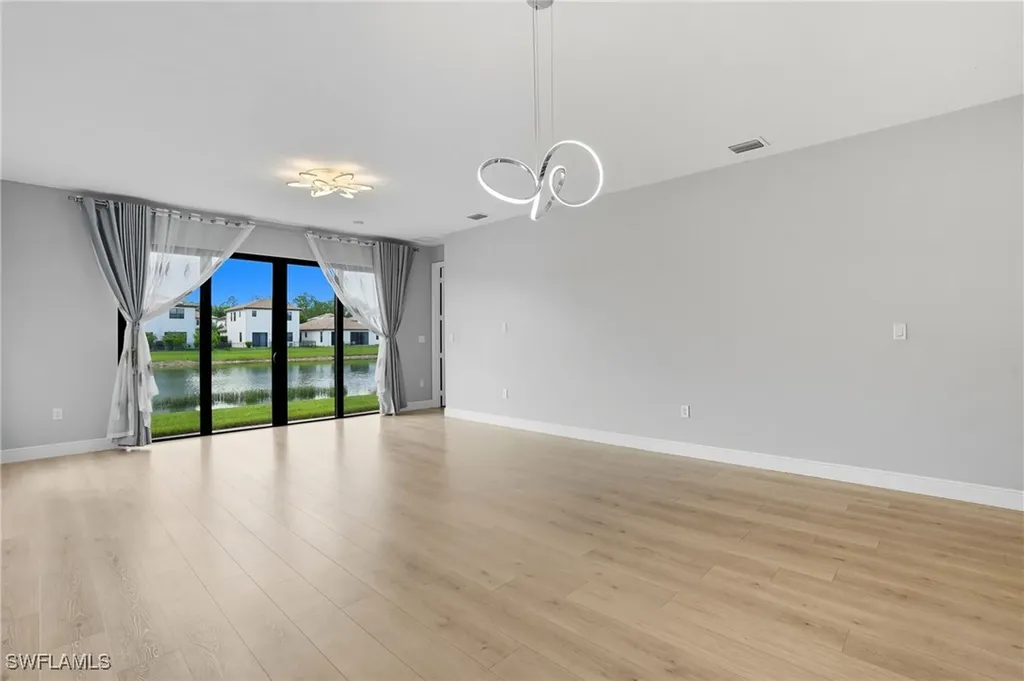 8992 Madrid Circle Naples FL 34104