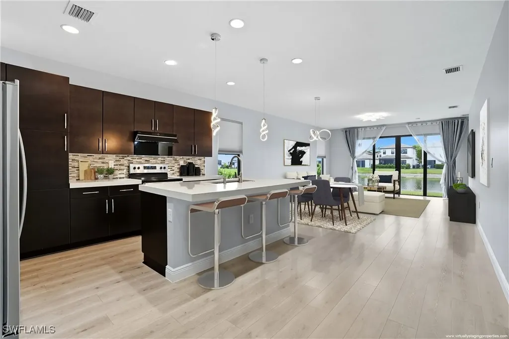 8992 Madrid Circle Naples FL 34104