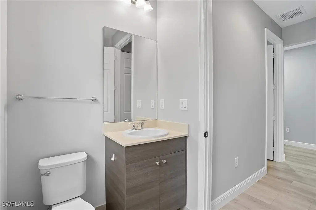 8992 Madrid Circle Naples FL 34104