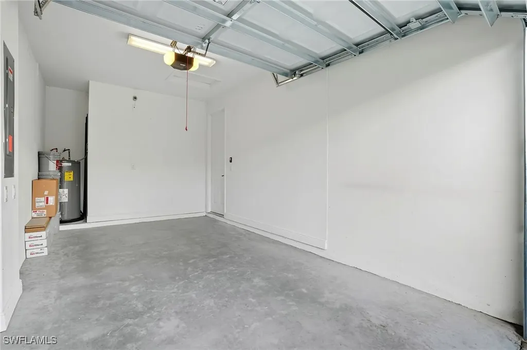8992 Madrid Circle Naples FL 34104