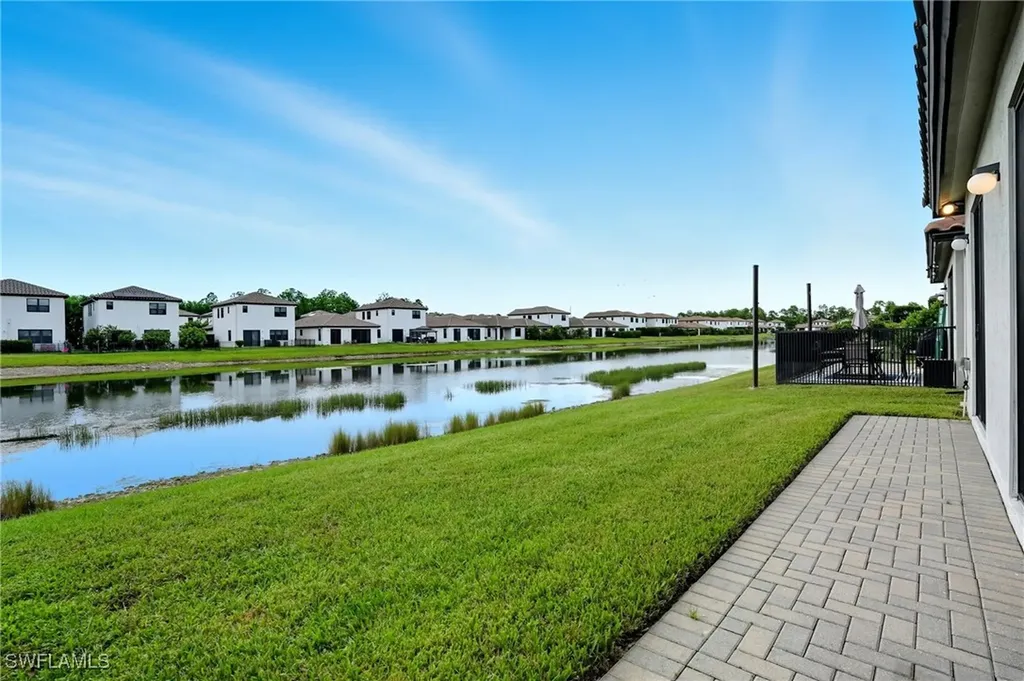 8992 Madrid Circle Naples FL 34104
