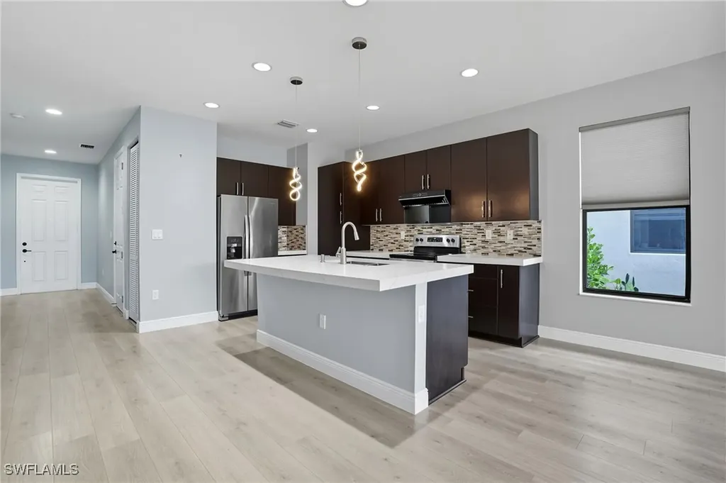 8992 Madrid Circle Naples FL 34104