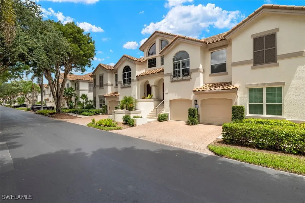 164 Colonade Circle Naples FL 34103