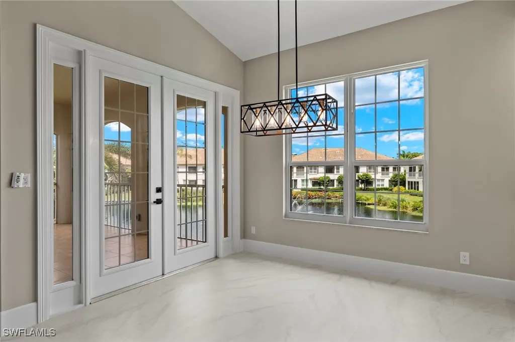 164 Colonade Circle Naples FL 34103