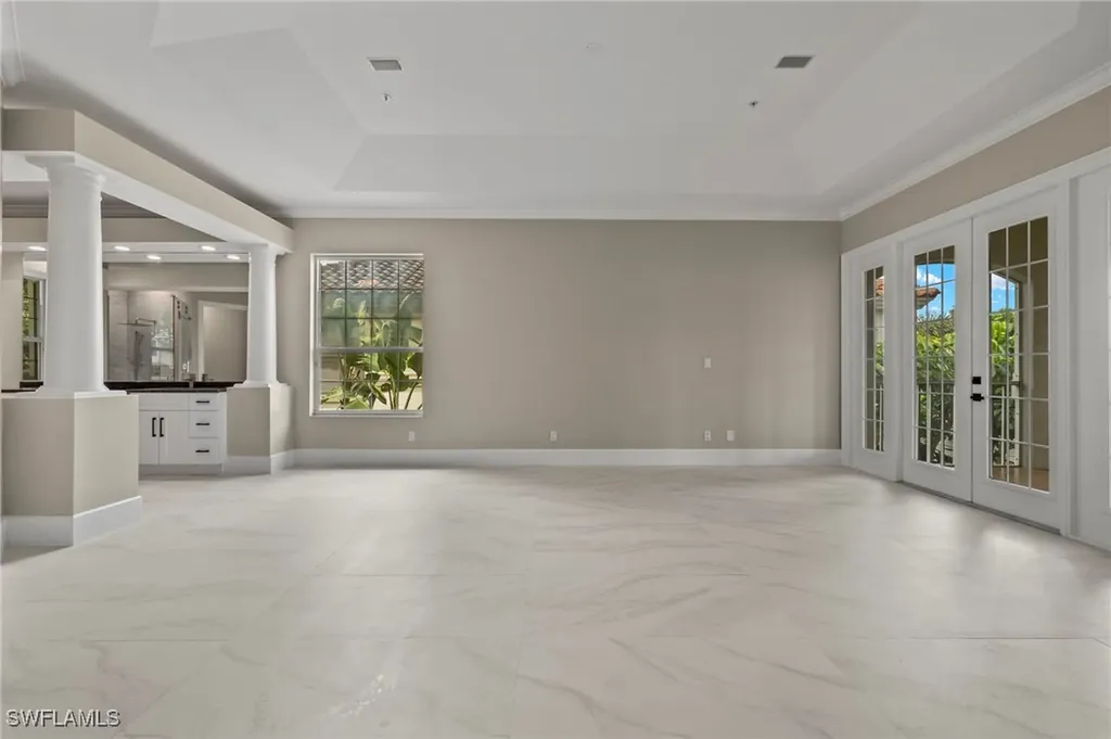 164 Colonade Circle Naples FL 34103