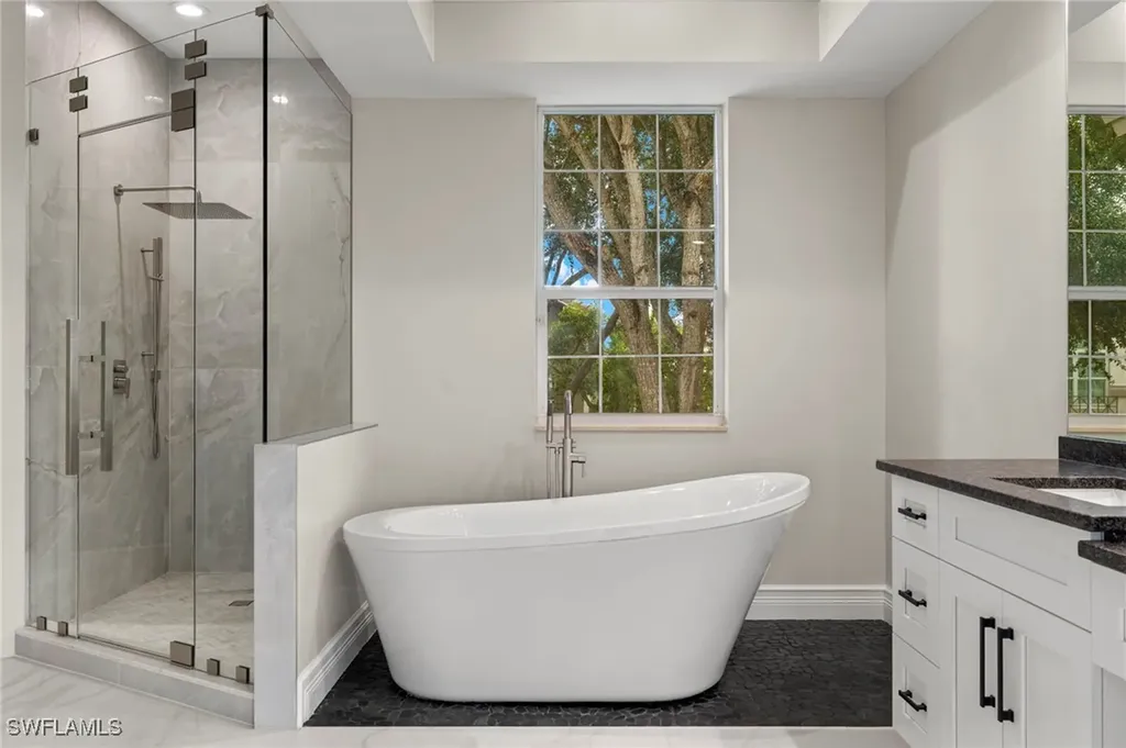 164 Colonade Circle Naples FL 34103