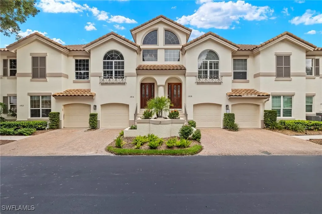 164 Colonade Circle Naples FL 34103