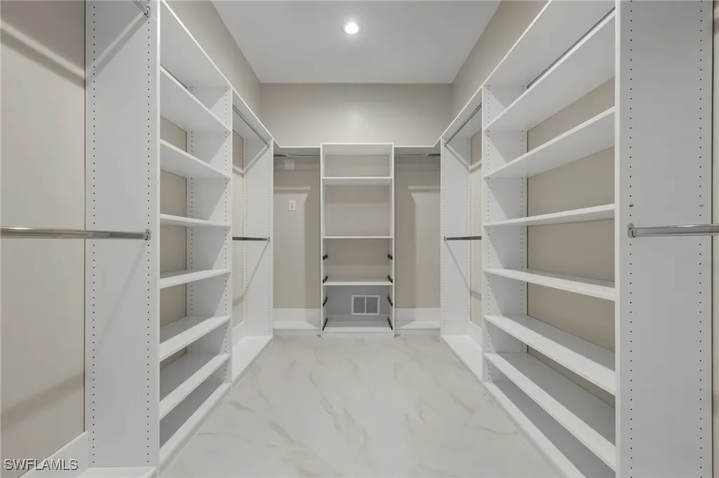 164 Colonade Circle Naples FL 34103