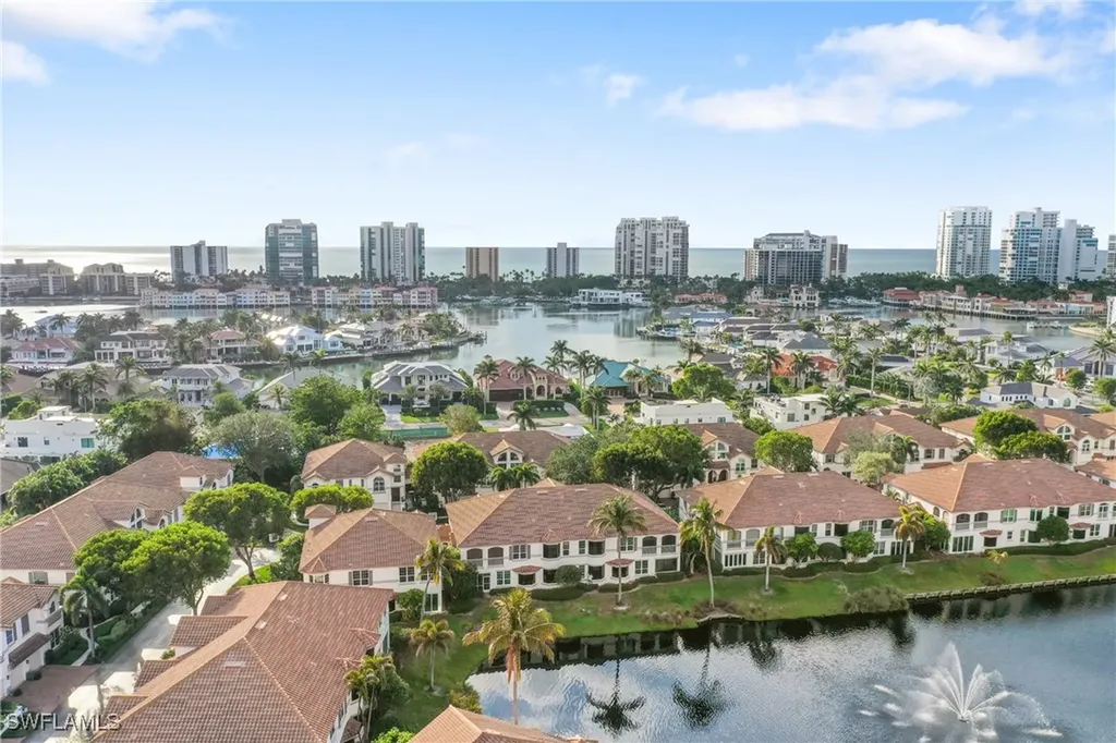 164 Colonade Circle Naples FL 34103