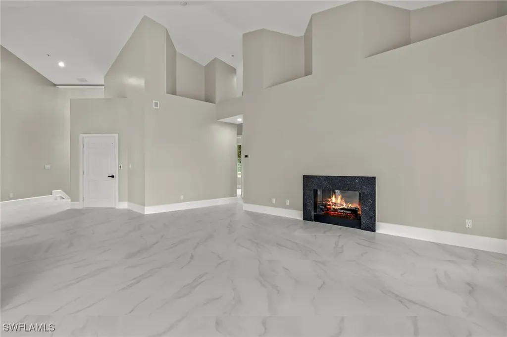 164 Colonade Circle Naples FL 34103