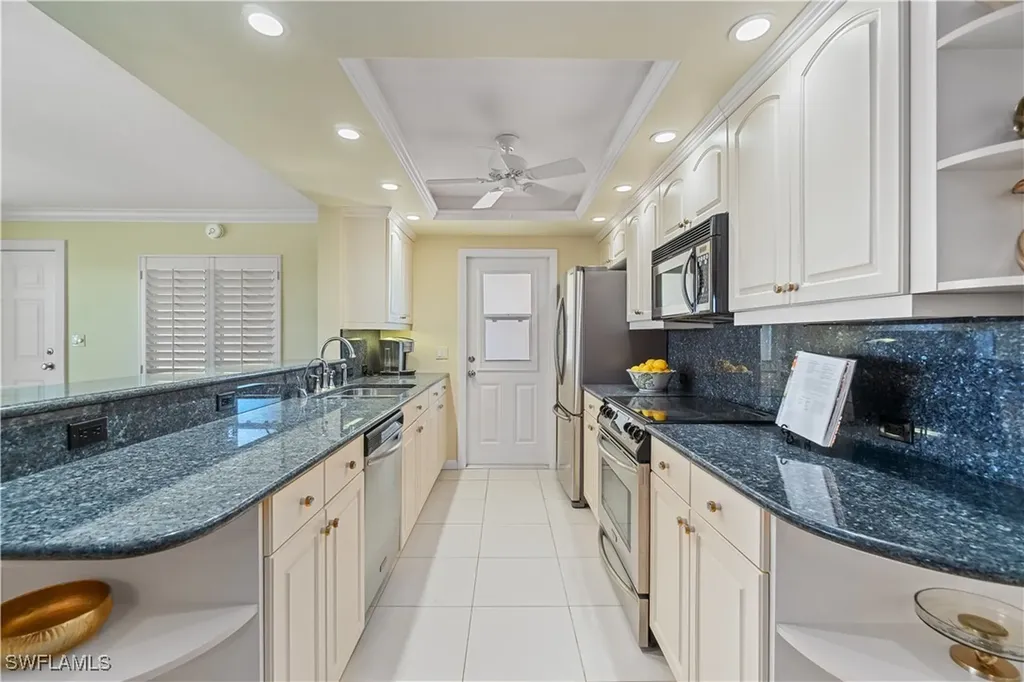 3000 Gulf Shore Boulevard N Naples FL 34103