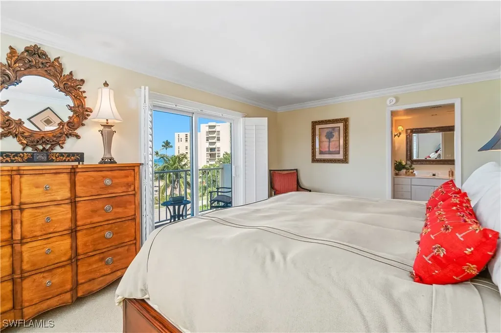 3000 Gulf Shore Boulevard N Naples FL 34103