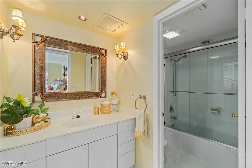 3000 Gulf Shore Boulevard N Naples FL 34103