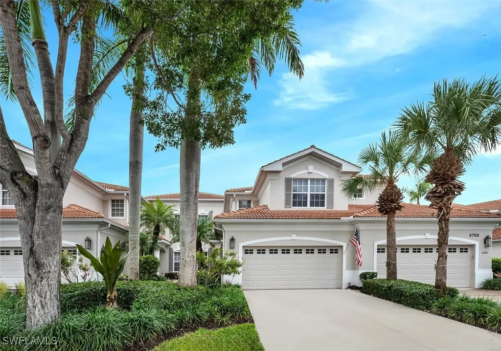 4760 Shinnecock Hills Court Naples FL 34112