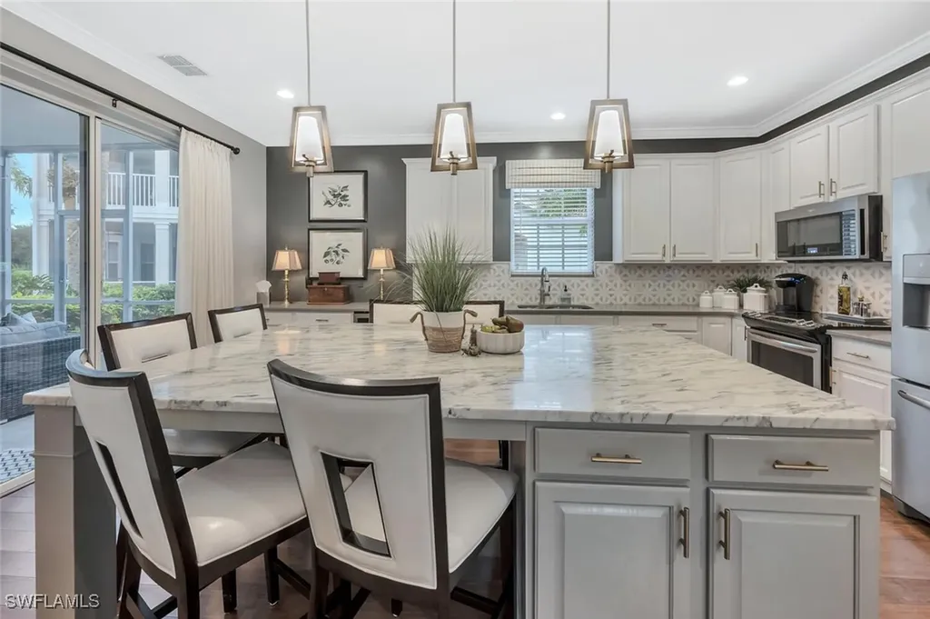 4760 Shinnecock Hills Court Naples FL 34112