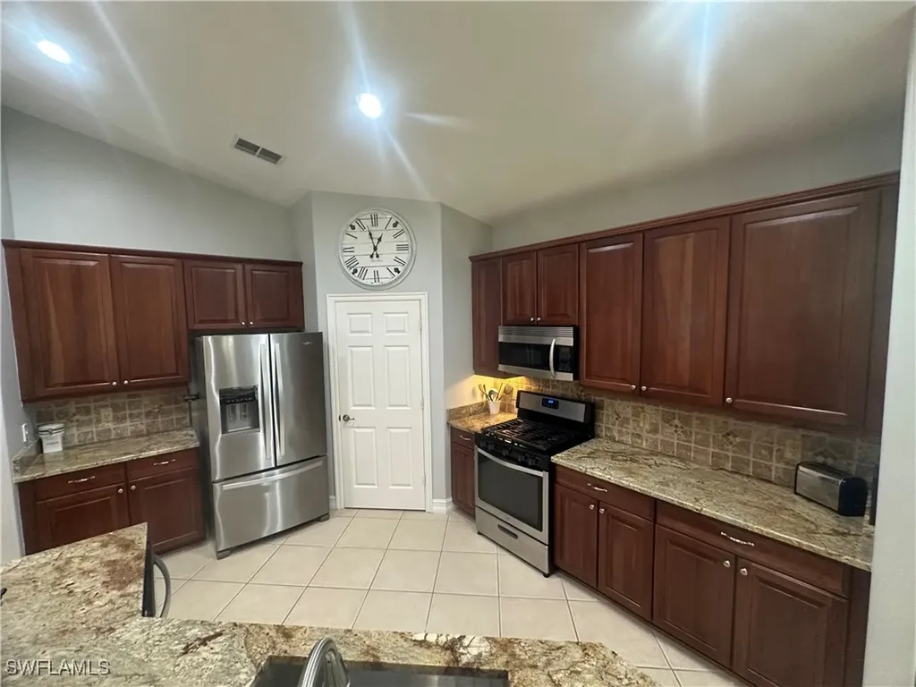 2004 Tarpon Bay Drive N Naples FL 34119