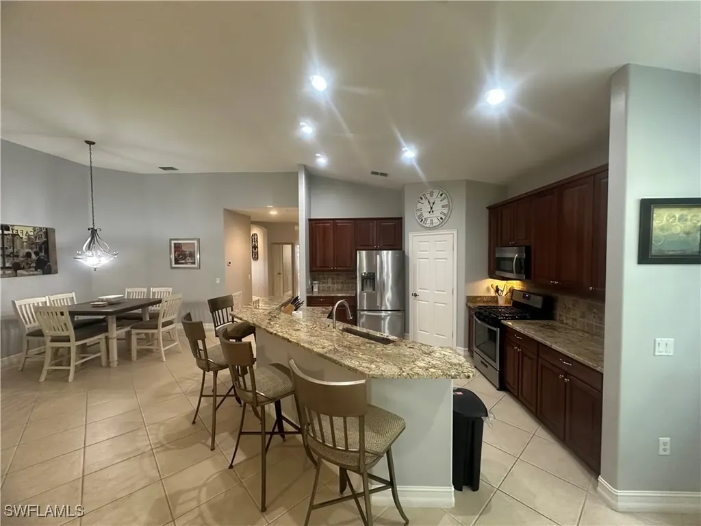 2004 Tarpon Bay Drive N Naples FL 34119