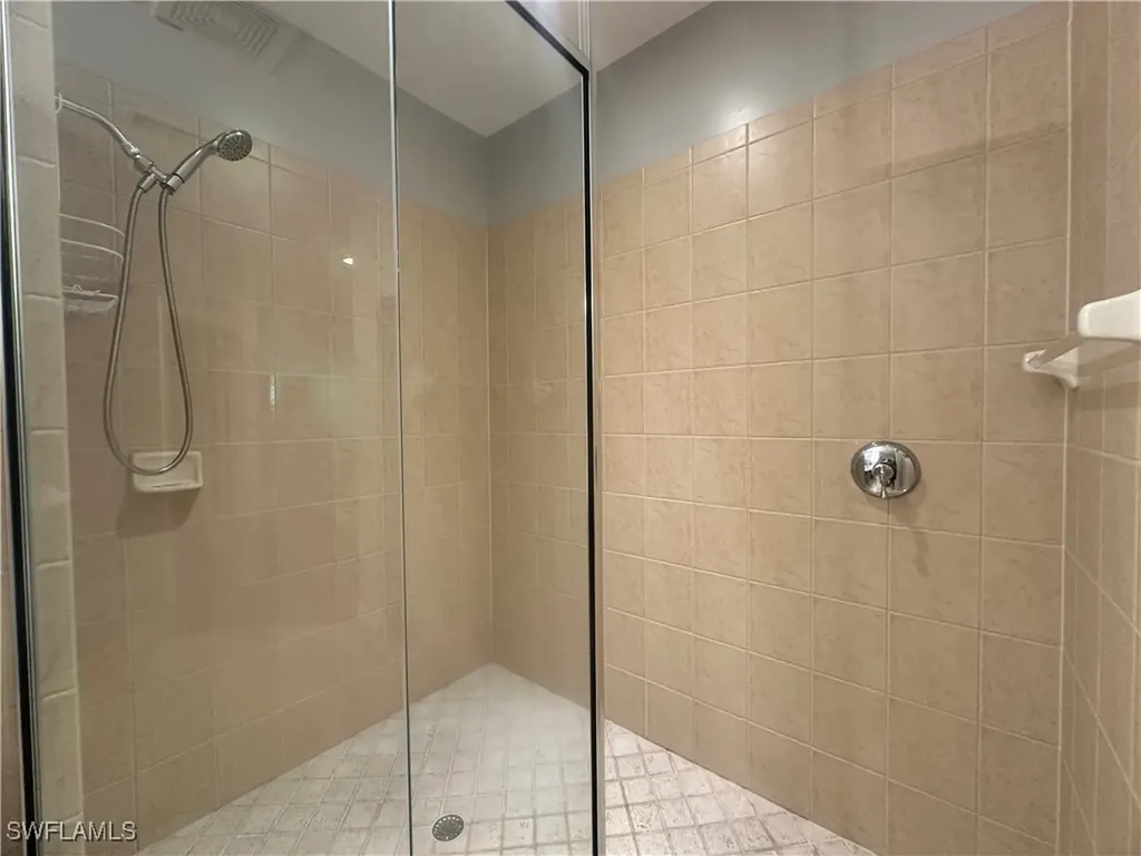 2004 Tarpon Bay Drive N Naples FL 34119