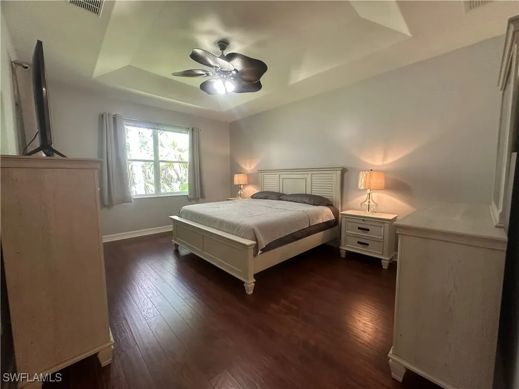 2004 Tarpon Bay Drive N Naples FL 34119