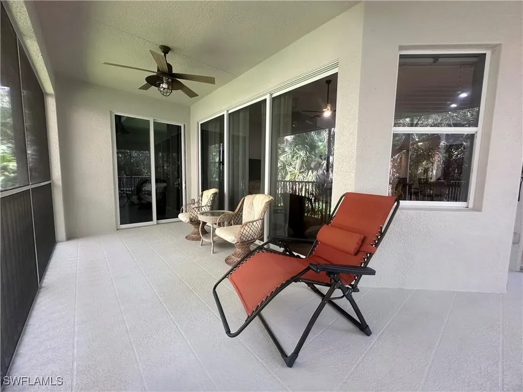 2004 Tarpon Bay Drive N Naples FL 34119