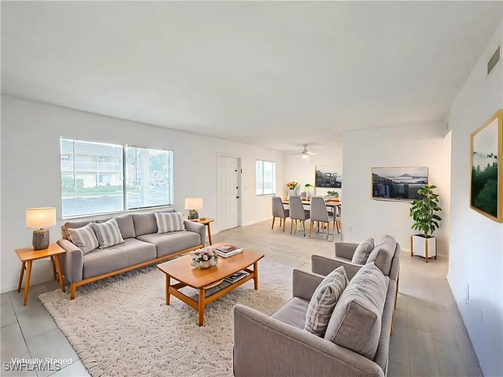 4631 Bayshore Drive Naples FL 34112