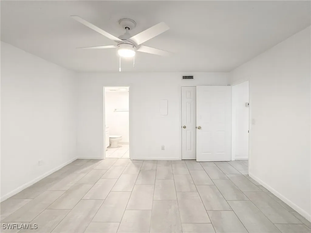 4631 Bayshore Drive Naples FL 34112