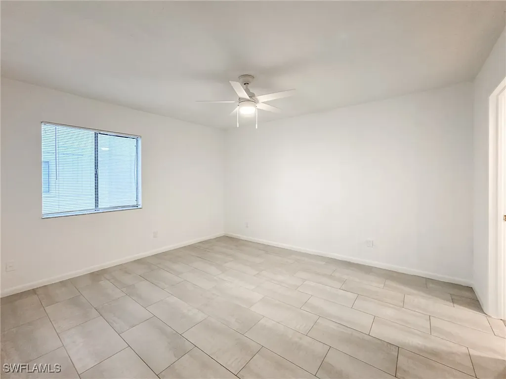 4631 Bayshore Drive Naples FL 34112