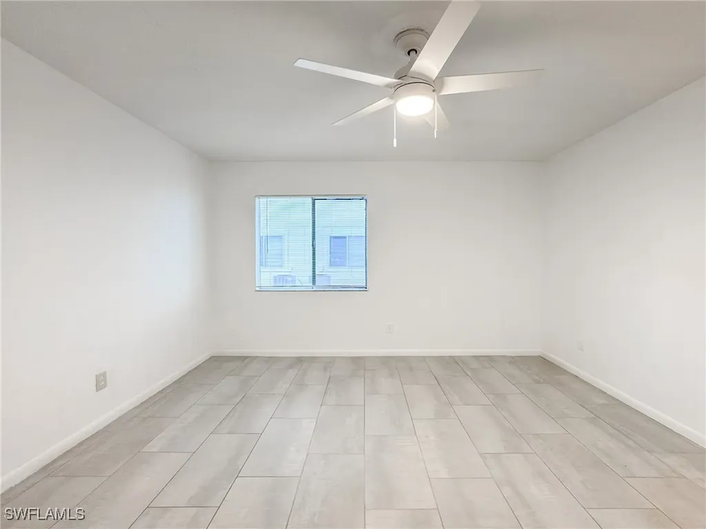 4631 Bayshore Drive Naples FL 34112