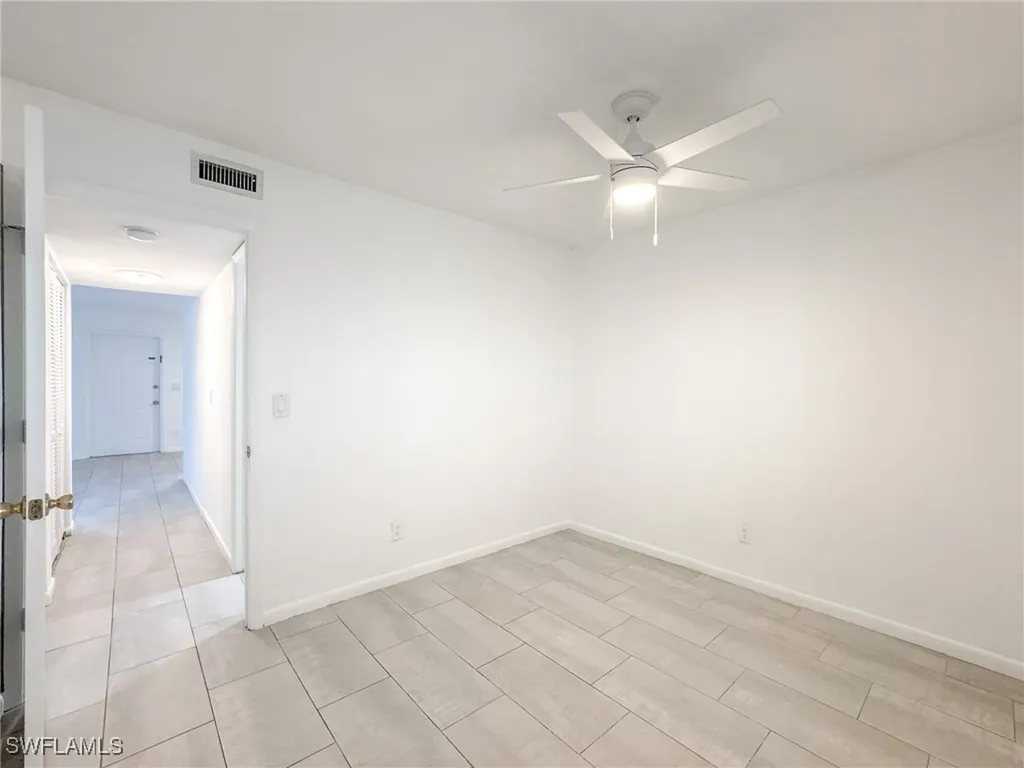 4631 Bayshore Drive Naples FL 34112