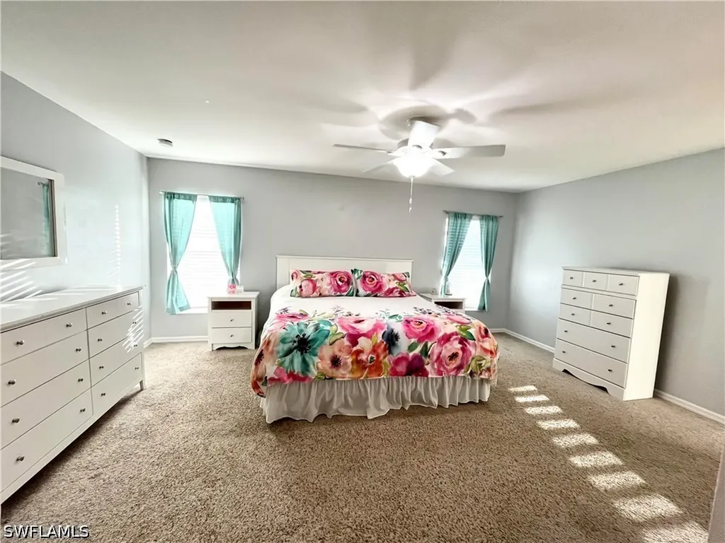 2720 NE 1st Place Cape Coral FL 33909