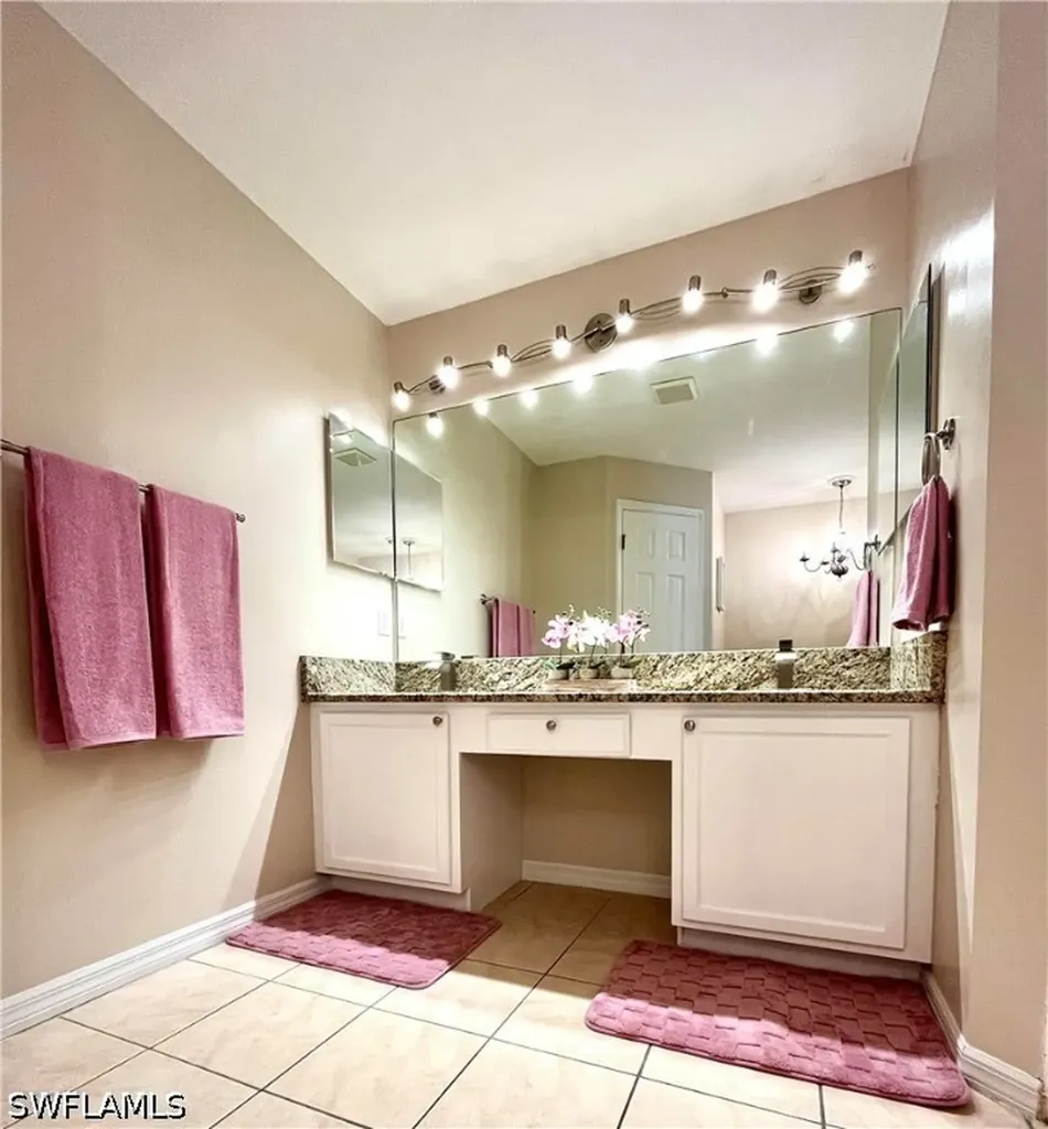 2720 NE 1st Place Cape Coral FL 33909
