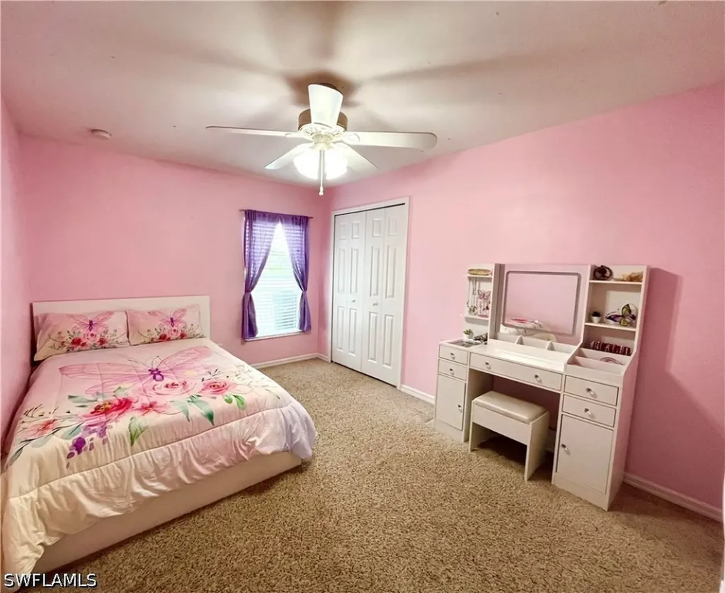 2720 NE 1st Place Cape Coral FL 33909