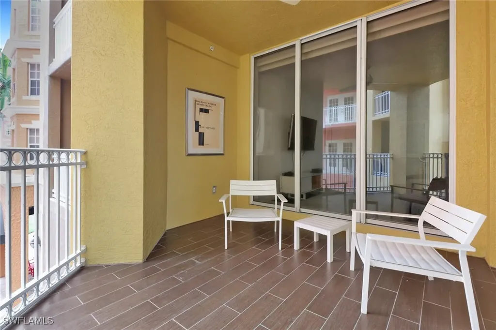 450 Bayfront Place Naples FL 34102