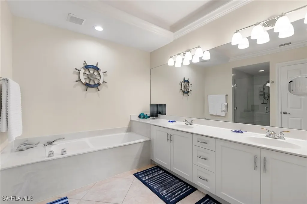 907 Panama Court Marco Island FL 34145