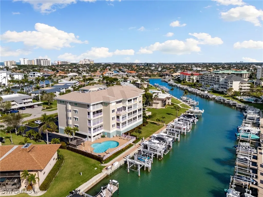 907 Panama Court Marco Island FL 34145